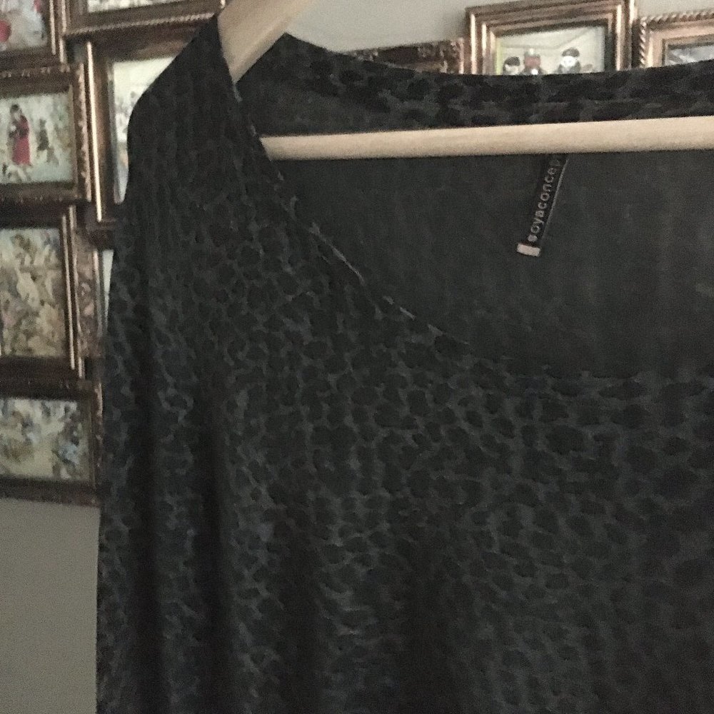 SOYACONCEPT DENMARK Python Snake Print Viscose Contour Top M Scandi - Picture 5 of 14